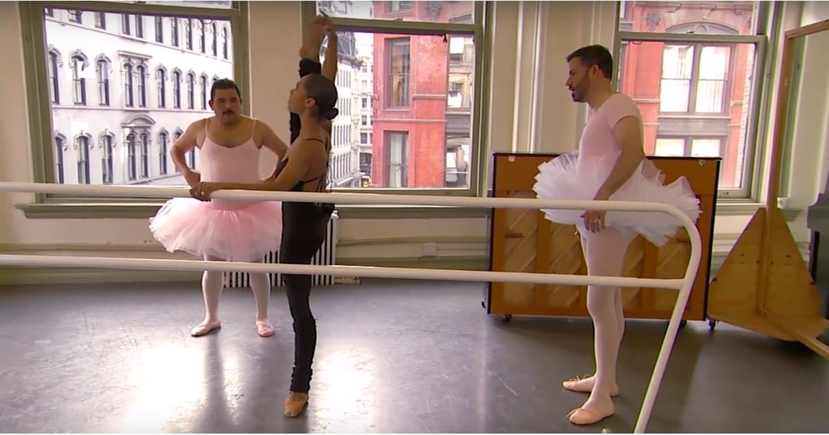 Нежный секс с балериной в розовой пачке перед зеркалом