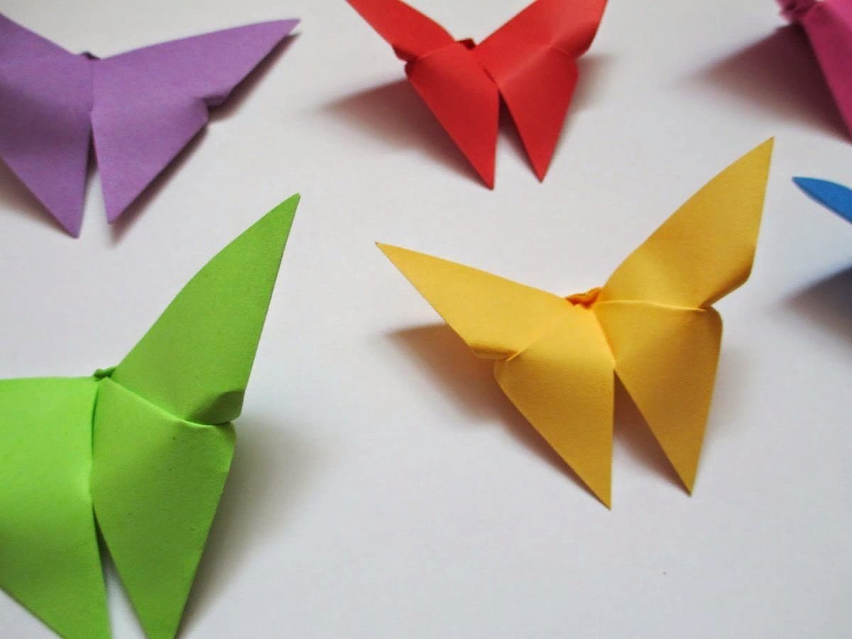 Простой способ оригами. Оригами. Бабочка из бумаги. Бабочка поделка из бумаги. Поделка бабочка оригами.