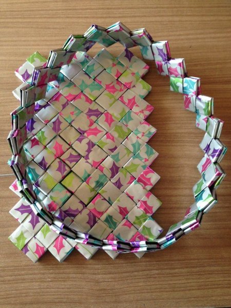 Оригами из конфетных фантиков (44 фото)