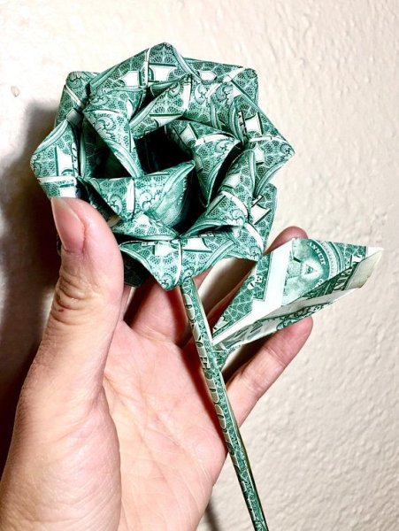 Оригами цветок из денежных купюр (44 фото)