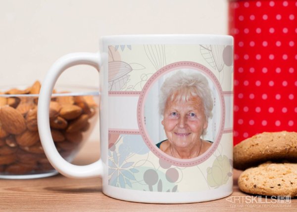 Подарок бабушке на день рождения 60 лет: идеи что подарить и как оформить (45 фото)