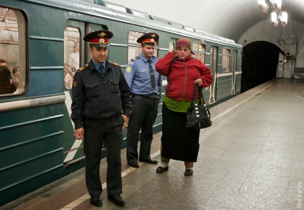 Метро Адмирала Ушакова на карте метро