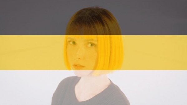 Tessa Violet русские вперед
