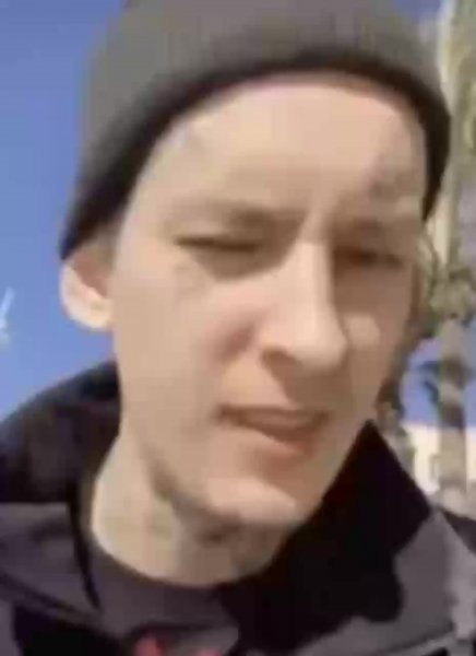 Кизару кого то хлопнули