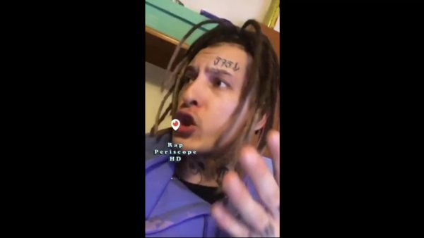 Кизару спит