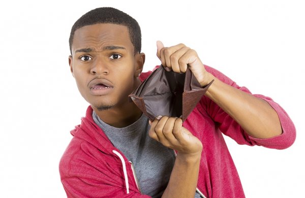 Негр с пустым кошельком