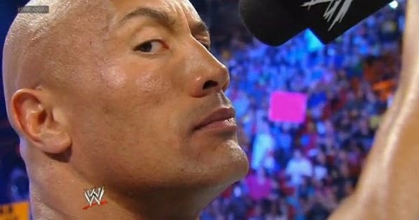 Дуэйн Джонсон гиф бровей