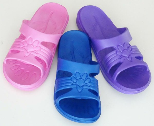 Резиновые сланцы