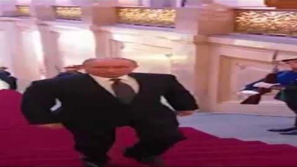 Широкий Путин Мем