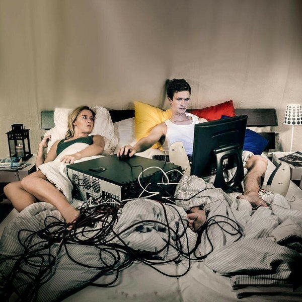 Демотиваторы про постель