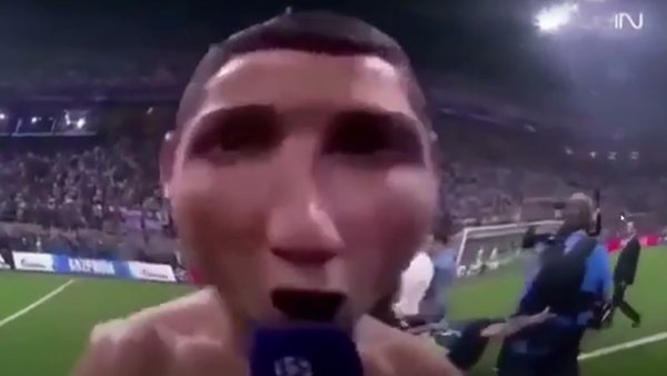 Криштиану Роналду рефери