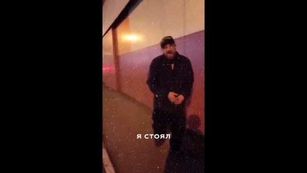 Плыли по затону ветер мачту рвал