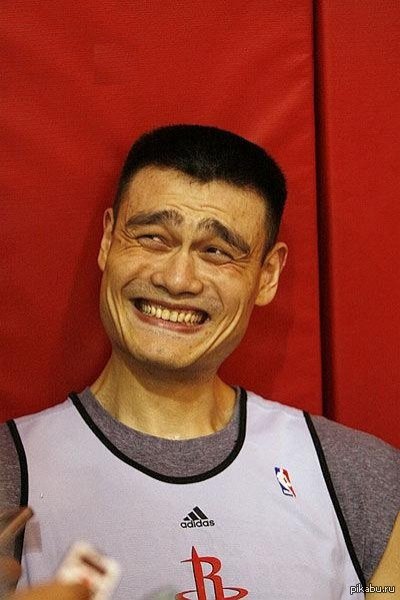 Яо мин с китайцами
