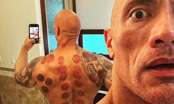 Дуэйн Джонсон Мем взгляд