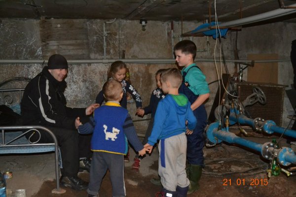 ДЕТИДОНБАССА В пожвалах