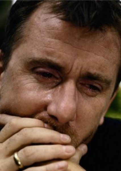 Плач мужчины