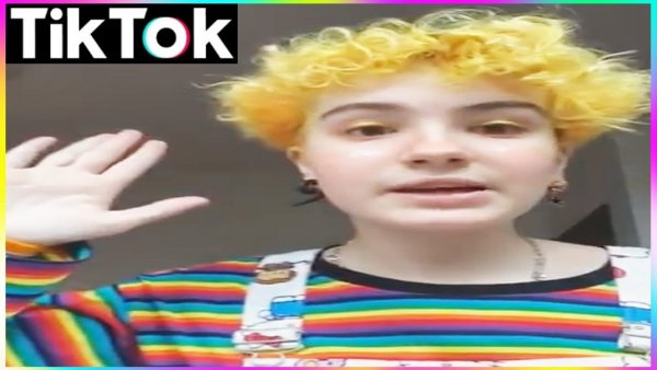 Тик ток с желтыми волосами