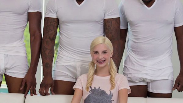 Piper Pierre и 5 негров