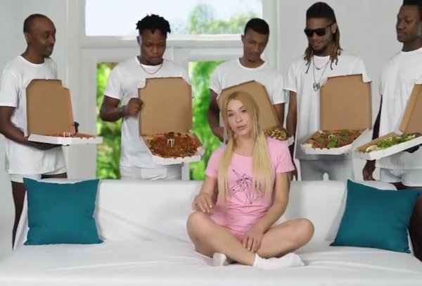 Перри Пайпер и пять