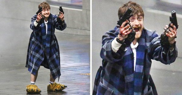 Дэниел Рэдклифф в тапочках и с пистолетами