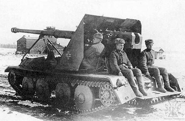 Waffentrager 8.8cm Pak 43 l/71 (Ardelt)