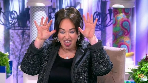 Лариса Гузеева давай поженимся Мем