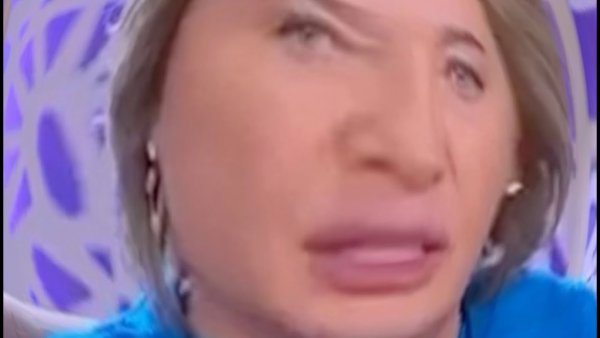 Ларисочка Гузеева Мем