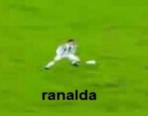 Маленький Роналдо Мем