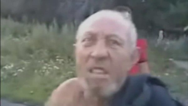 Дед футбольный мячик я пидорас