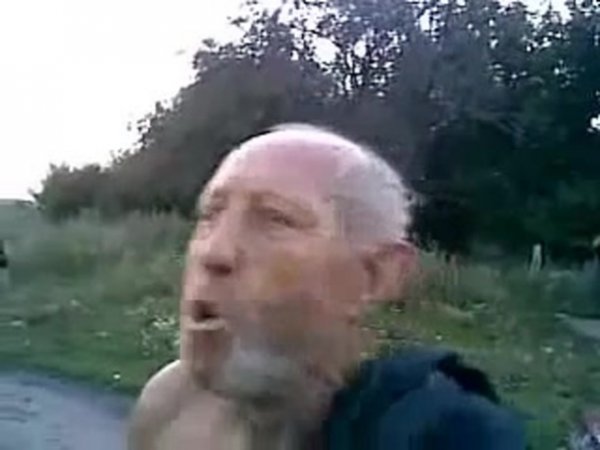 Дед футбольный мячик