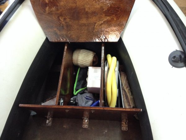 Носовой рундук лодки ПВХ Хантер 340