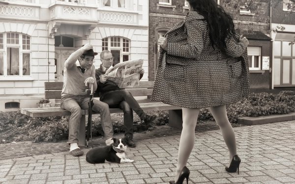 Девушки прикалываются