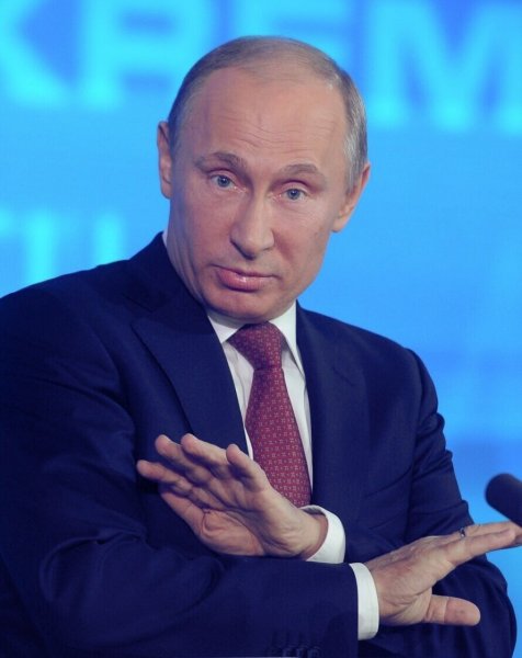 Путин веселый
