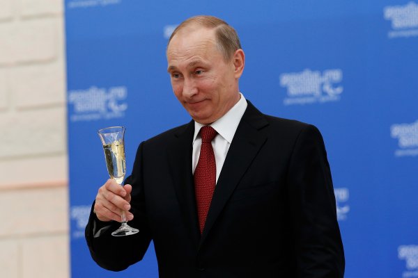 Путин шампанское