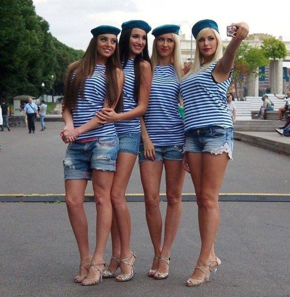 День ВДВ девушки