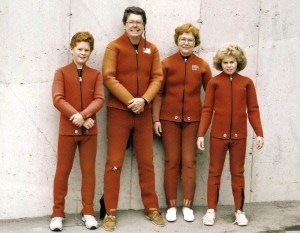 Странные семейные фотографии