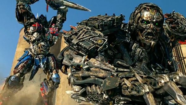 Трансформер Локдаун и Оптимус