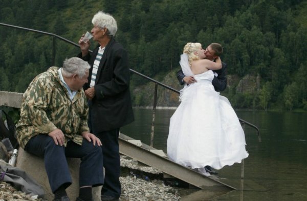 Приколы на свадьбе в деревне