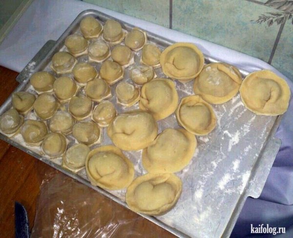 Лепка пельменей прикол