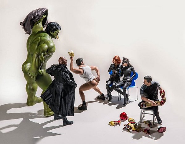 Тайная жизнь игрушечных супергероев