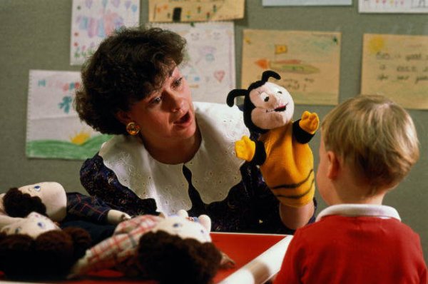 Веселая воспитательница