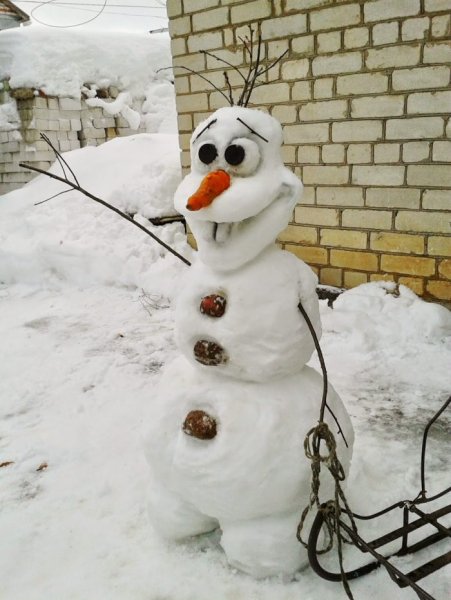 Забавный Снеговик