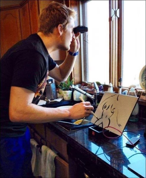 Смешной художник