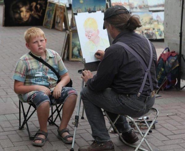 Смешной художник