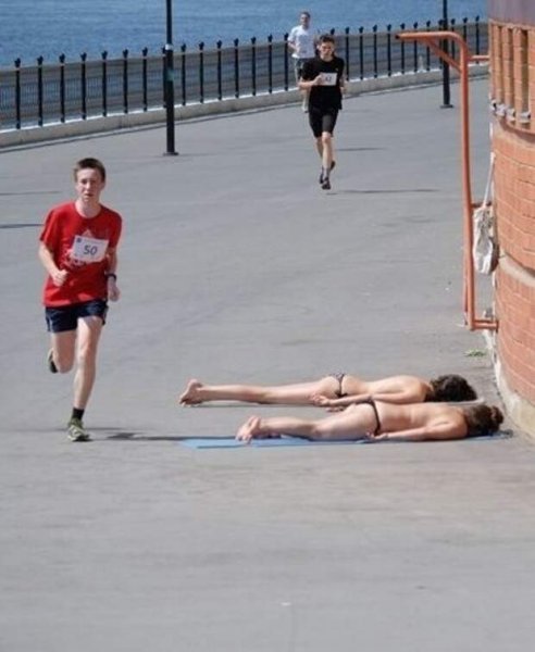 Бег прикол
