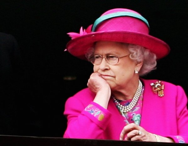 Королева Елизавета 2 мемы