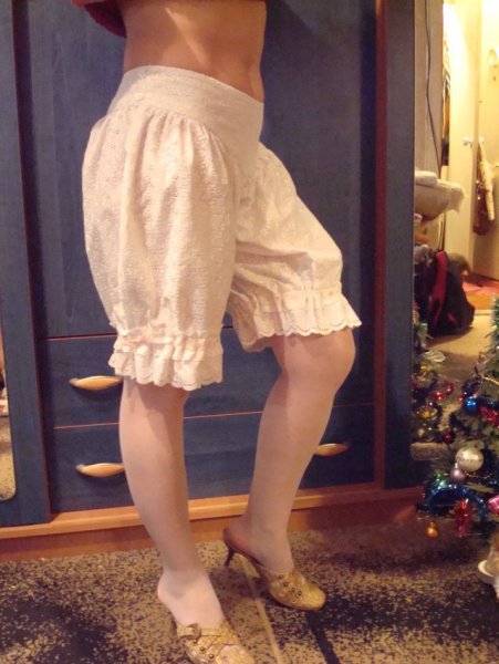 Девицы в панталонах