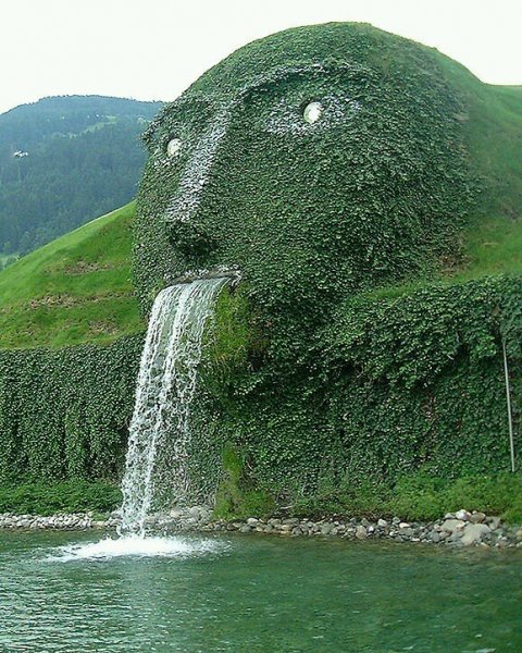 Фонтан Сваровски Инсбрук Австрия