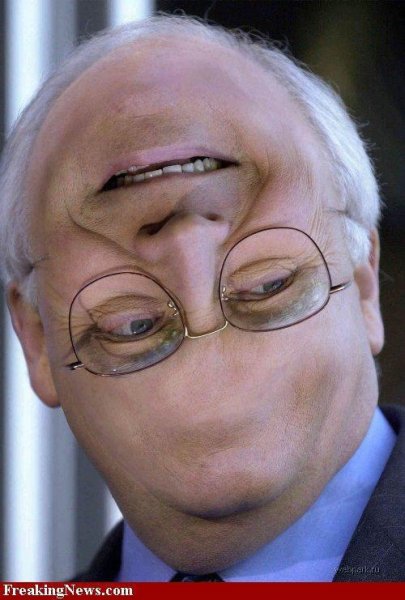 Лицо с косыми глазами