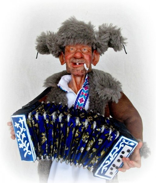 Дед в ушанке